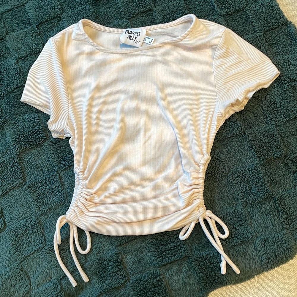 Princess polly tshirt